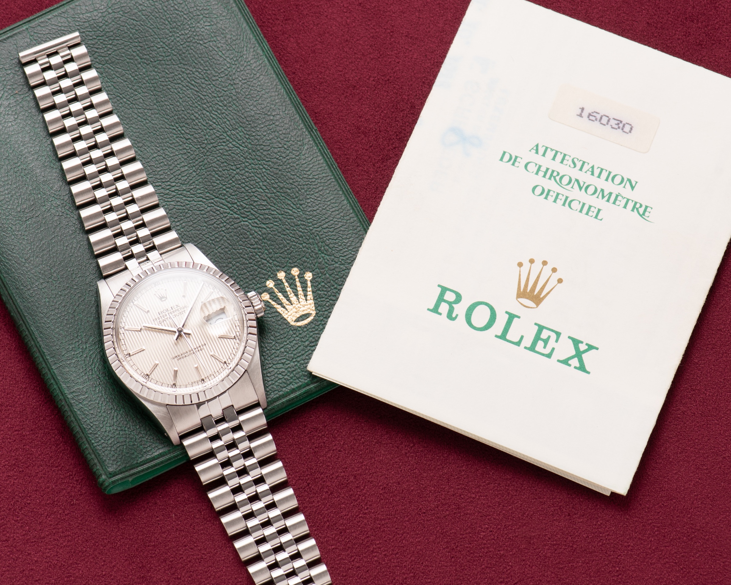 Zicht op Rolex Oyster Perpetual Datejust — zilveren tapisseriewijzerplaat — Ref. 16030 — 1988